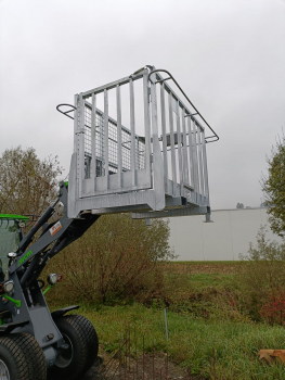 Arbeitskorb / Arbeitsbühne niedrig mit seitl. Einstieg